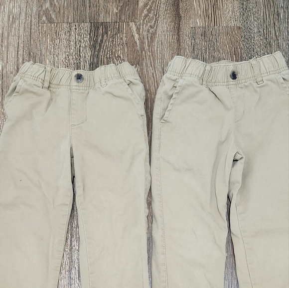 Boys Childrens Place 2 pair Pull on Khaki uniform pants size 4 - Picture 2 of 13